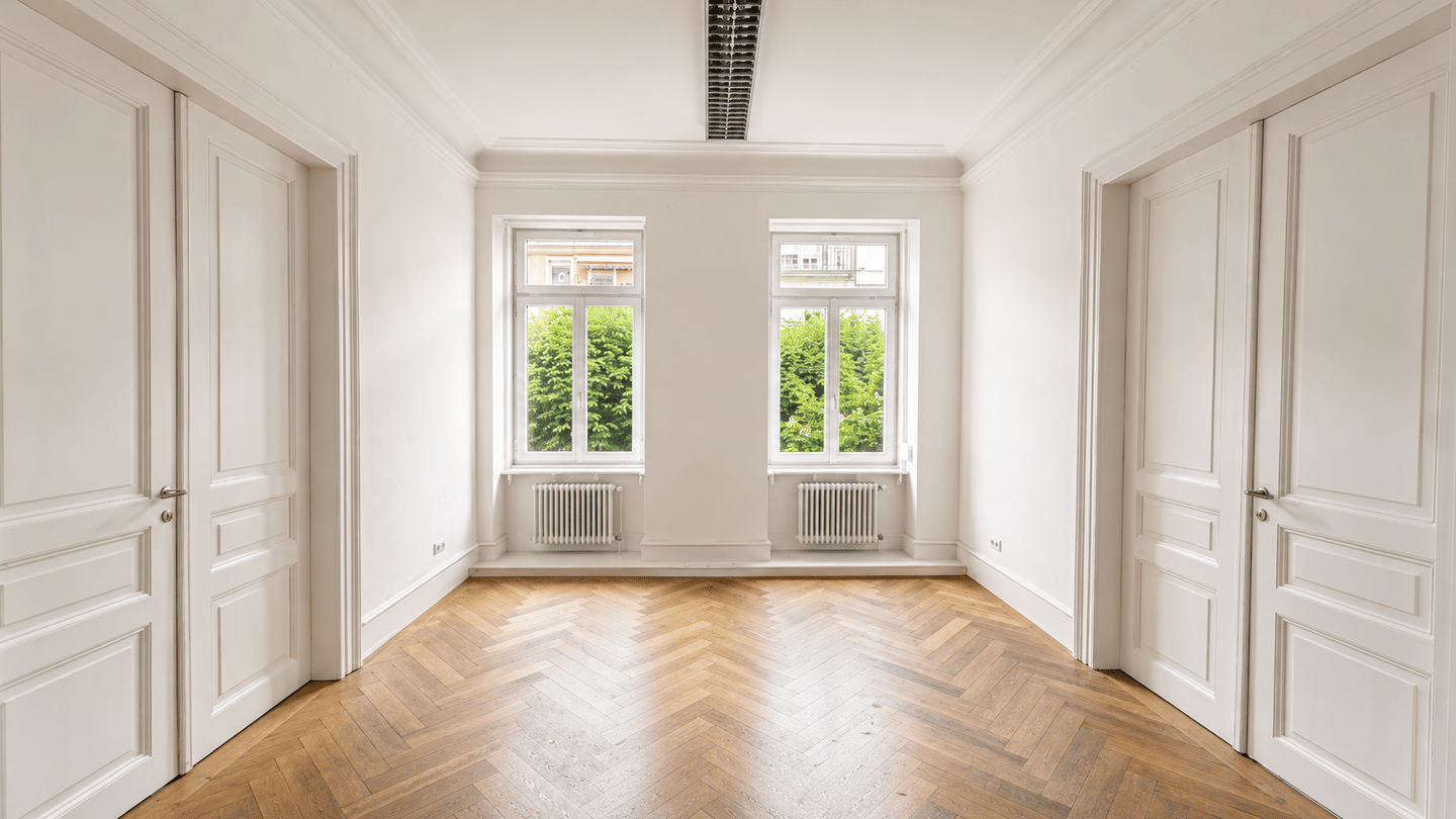 Großzügiger Altbau Etage in herrschaftlicher Stadtvilla direkt in der Sophienstraße, 76530 Baden-Baden (Ebersteinburg Innenstadt Lichtental Varnhalt Weststadt)