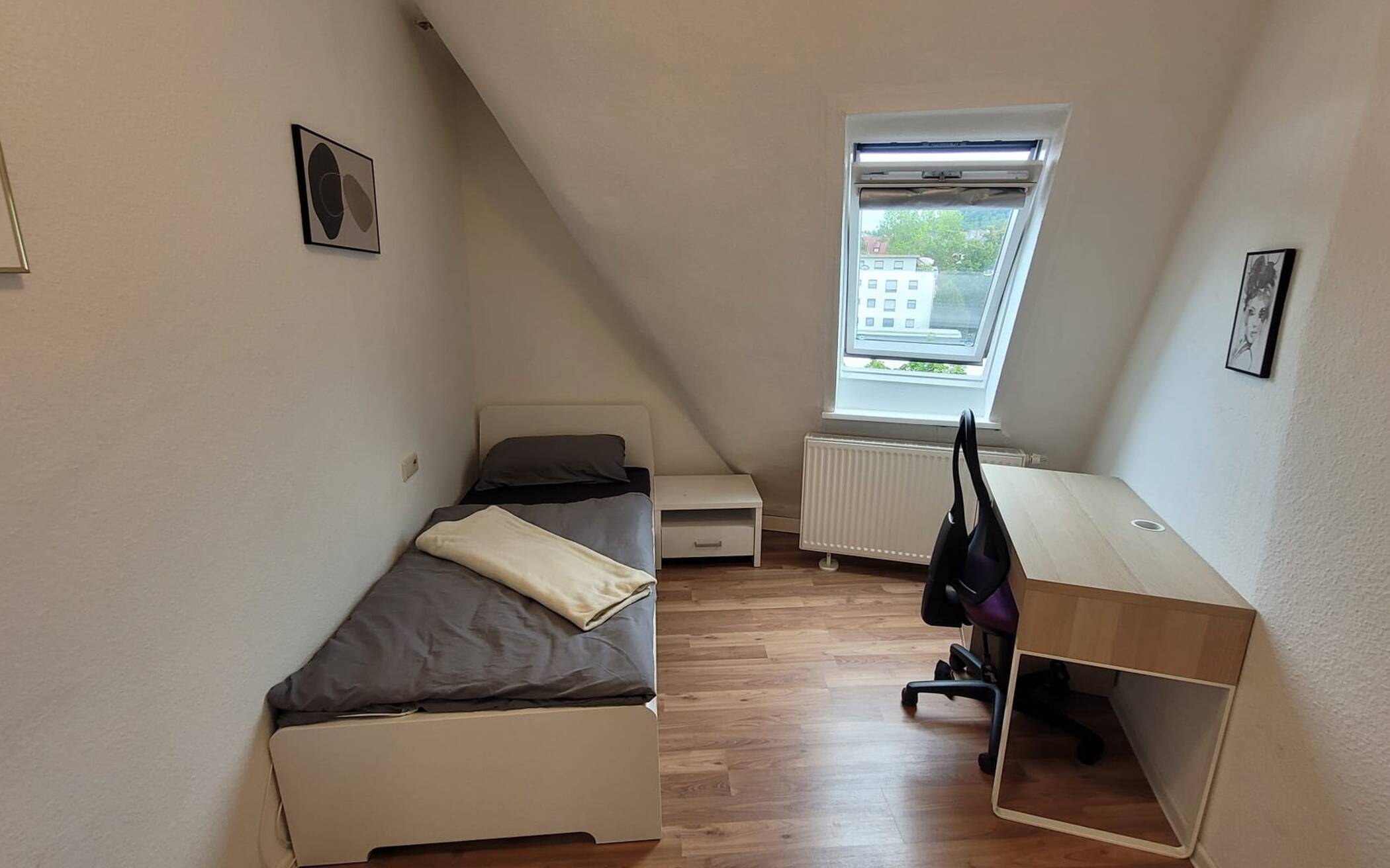 Möbliertes WG in Stuttgart – Neues WG Zimmer gesucht?, 70188 Stuttgart (Mitte Ost)