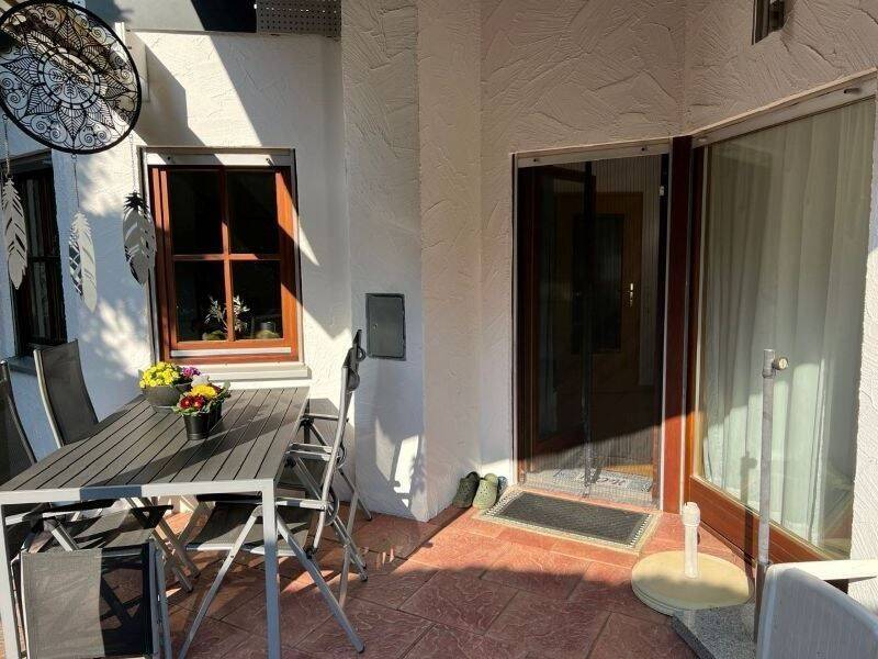 Großzügiges Einfamilienhaus mit Einliegerwohnung!, 70771 Leinfelden-Echterdingen