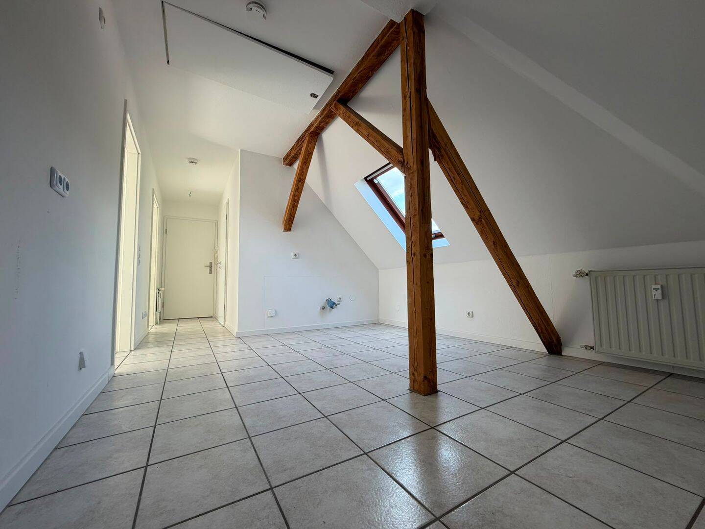 Renovierte 2-Zimmer-Dachgeschosswohnung in Herdecke!, 58313 Herdecke