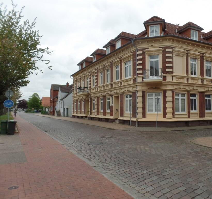 Heide – 1 – Zimmerwohnung in zentraler Lage, 25746 Heide