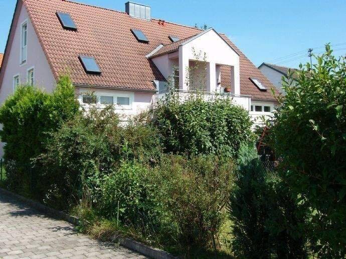 3 ZKB Wohnung mit Balkon, EBK, renoviert, ruhige Wohnlage, 85049 Ingolstadt