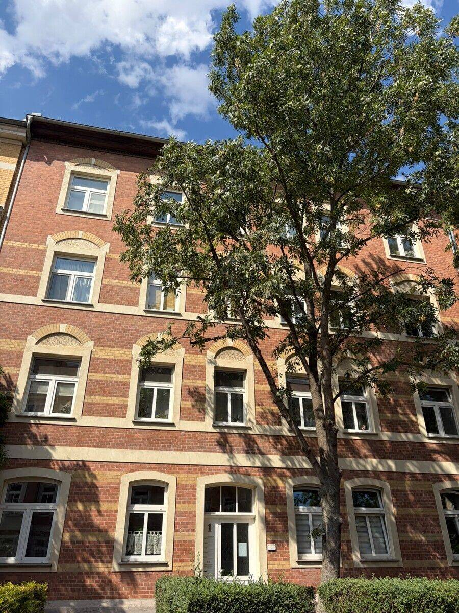 Zentrumsnah wohnen: Helle 4,5 Raum-Dachgeschosswohnung mit sonniger Terrasse, 99085 Erfurt (Daberstedt Hohenwinden Ilversgehofen Johannesvorstadt Krämpfervorstadt)
