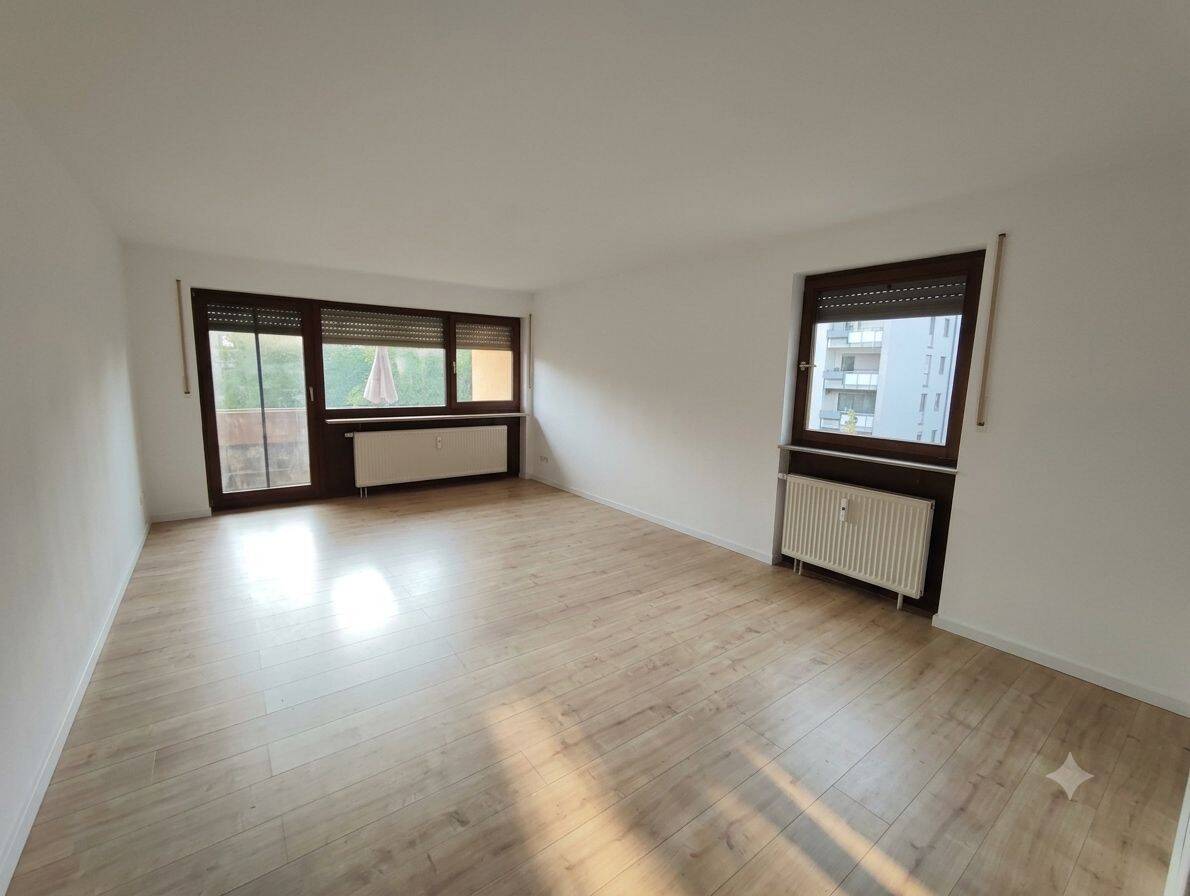 Geräumige und sonnige 2-Zimmer Wohnung in Nürnberg Wetzendorf mit TG Stellplatz, 90425 Nürnberg