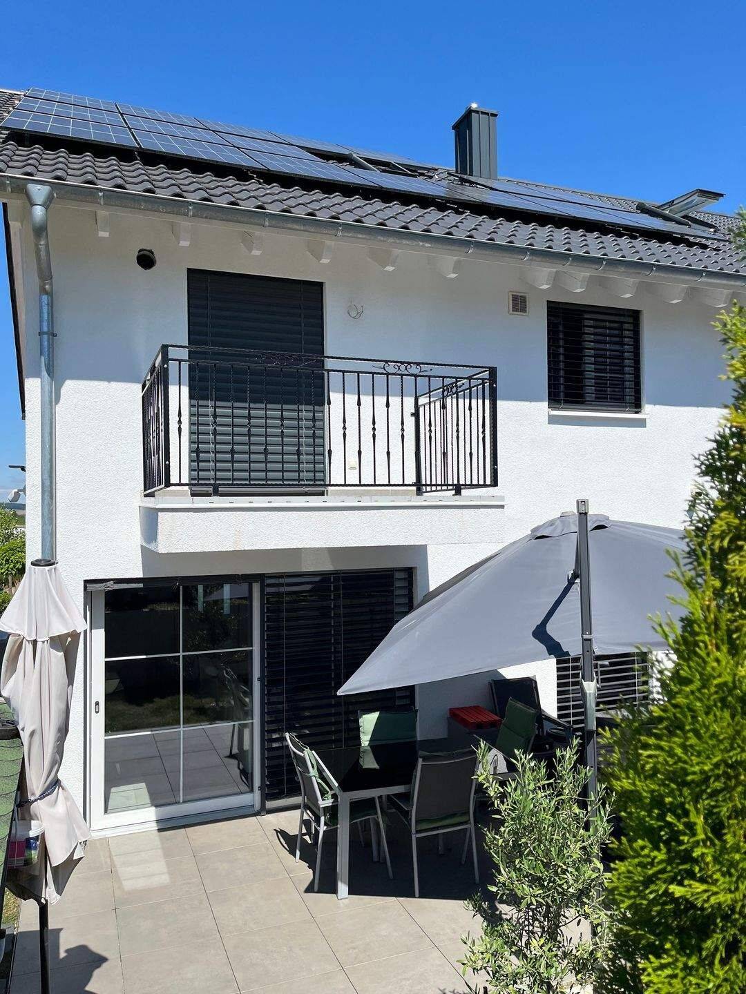Moderne Doppelhaushälfte mit Einliegerwohnung, A+ und hochwertiger Ausstattung in Weinsberg, 74189 Weinsberg