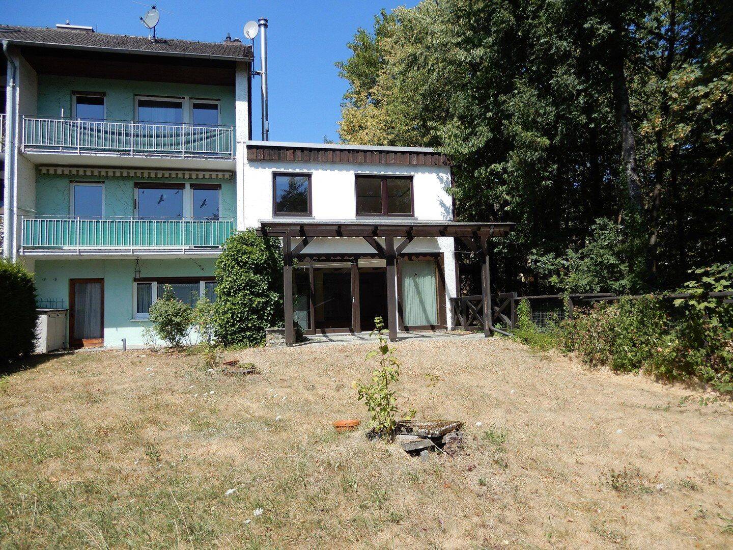 provisionsfrei / RMH in ruhiger Waldrandlage / renovierungsbedürftig, 61462 Königstein im Taunus