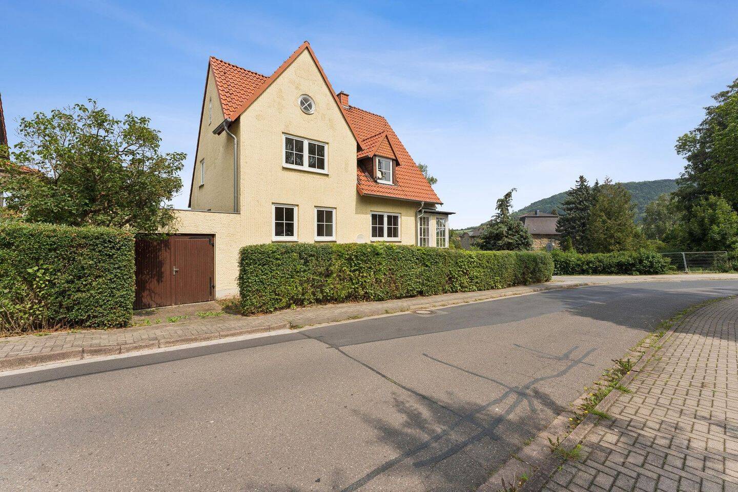 Hohe Decken, Echtholzböden, Wintergarten – wunderschönes Einfamilienhaus in Heiligenstadt, 37308 Heilbad Heiligenstadt