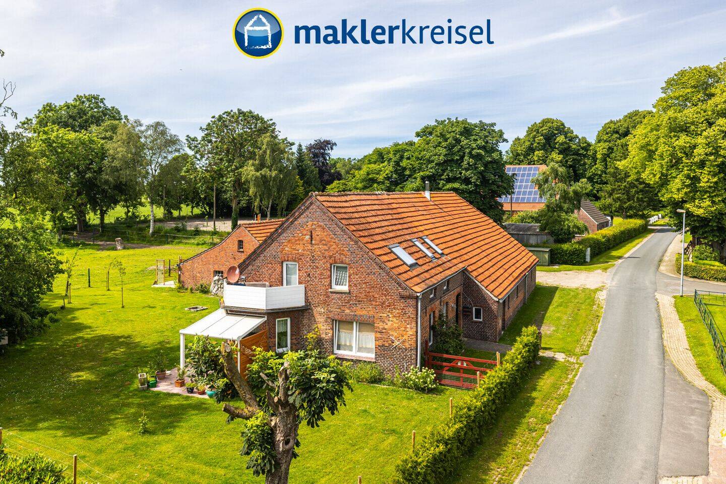 Solides Landarbeiterhaus mit großem Grundstück und Scheune in ruhiger Lage von Wittmund-Burhafe!, 26409 Wittmund