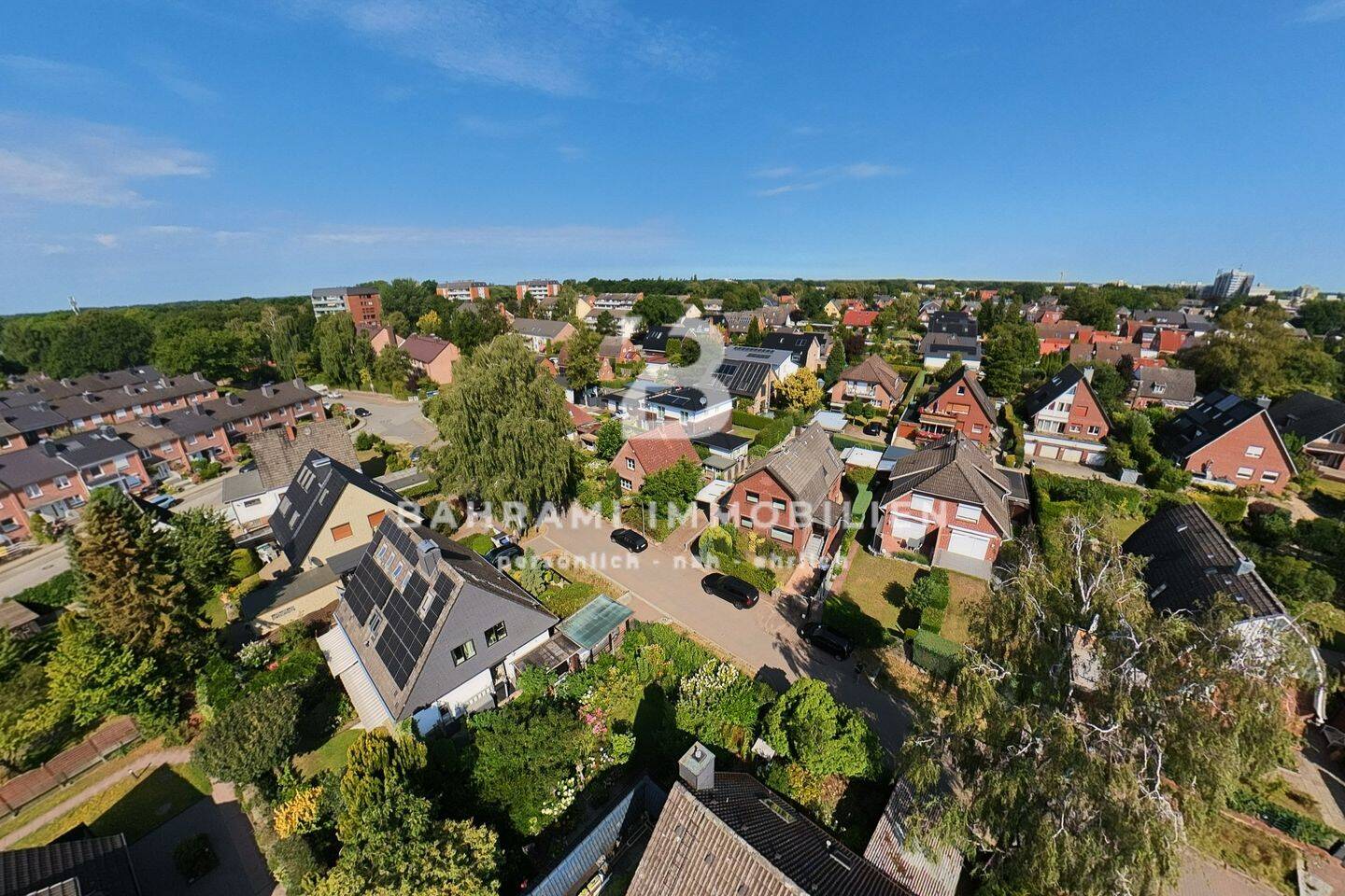 Charmante Wohnung im Zweifamilienhaus – Loggia & zwei Stellplätze / WEG-Teilung möglich, 22848 Norderstedt