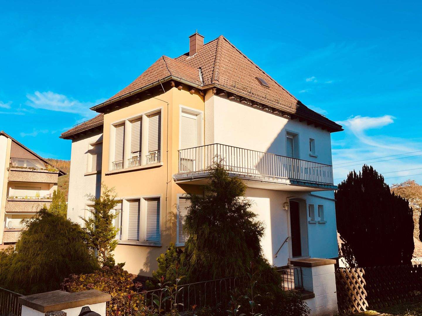 Schöne Altbau-Villa mit grossem Garten und Garage in guter Wohnlage von 66981 Münchweiler, 66981 Münchweiler an der Rodalb