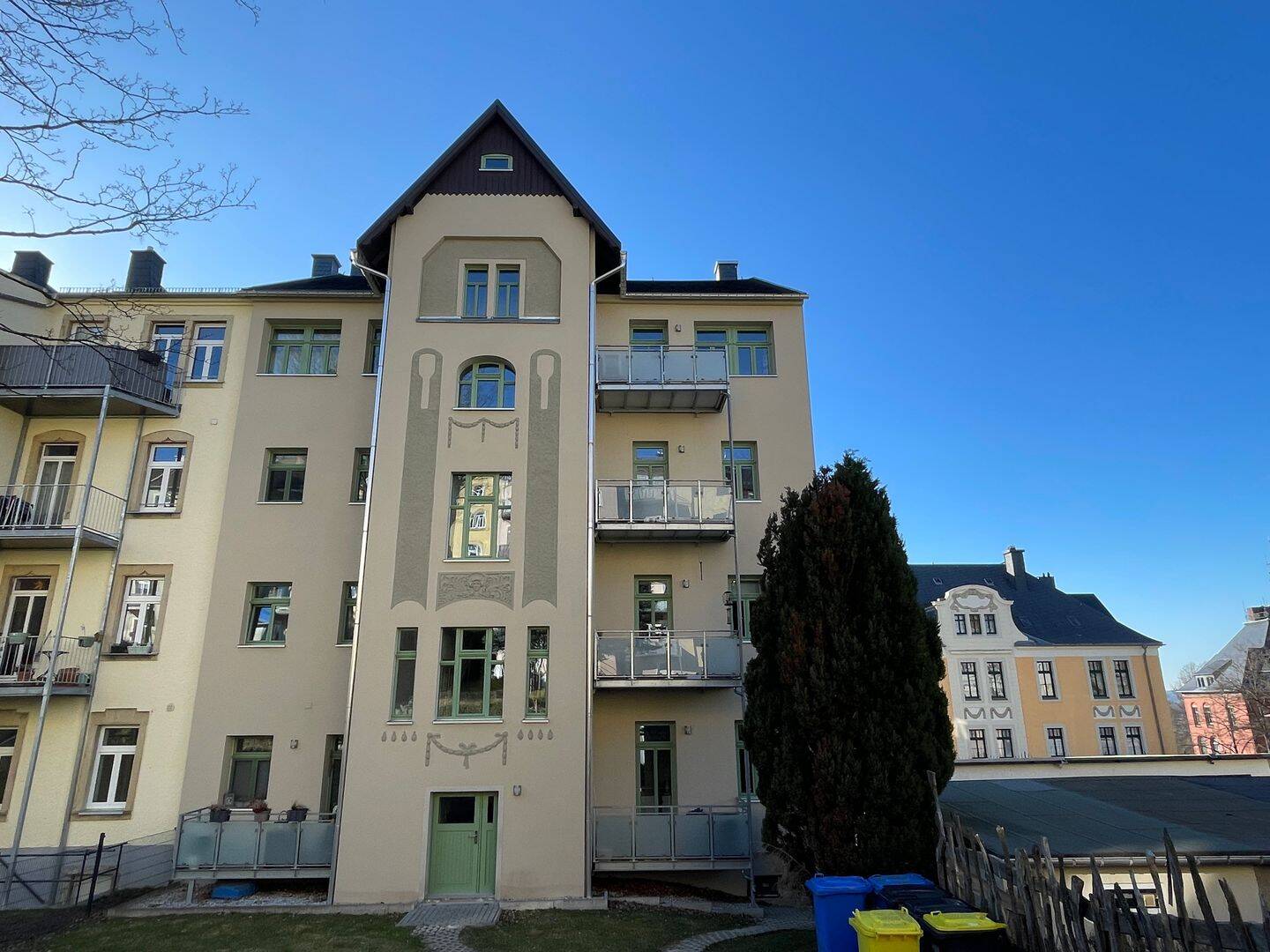 Moderne 5 Raum Familienwohung mit 2 Bädern, Balkon, Fubo-HZ und allen Annehmlichkeiten in der Oberstadt von Annaberg-B., 9456 Annaberg-Buchholz