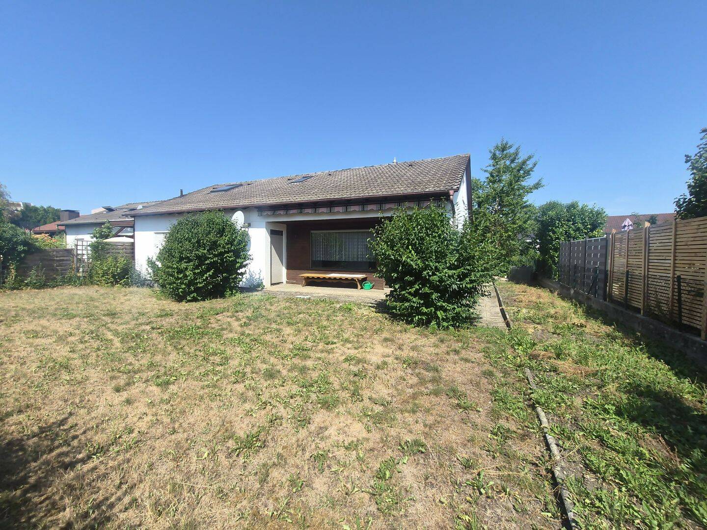 Haus in beliebter Lage von Weingarten, 88250 Weingarten