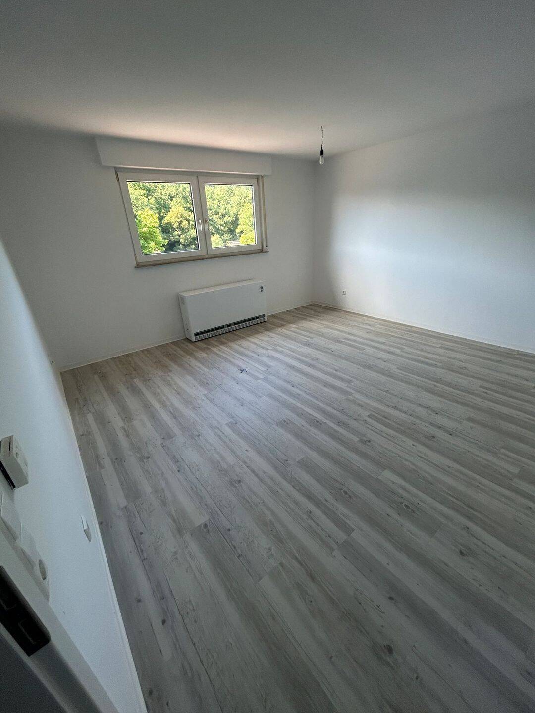 !! WOHNBERECHTIGUNGSSCHEIN erforderlich!!, 72622 Nürtingen