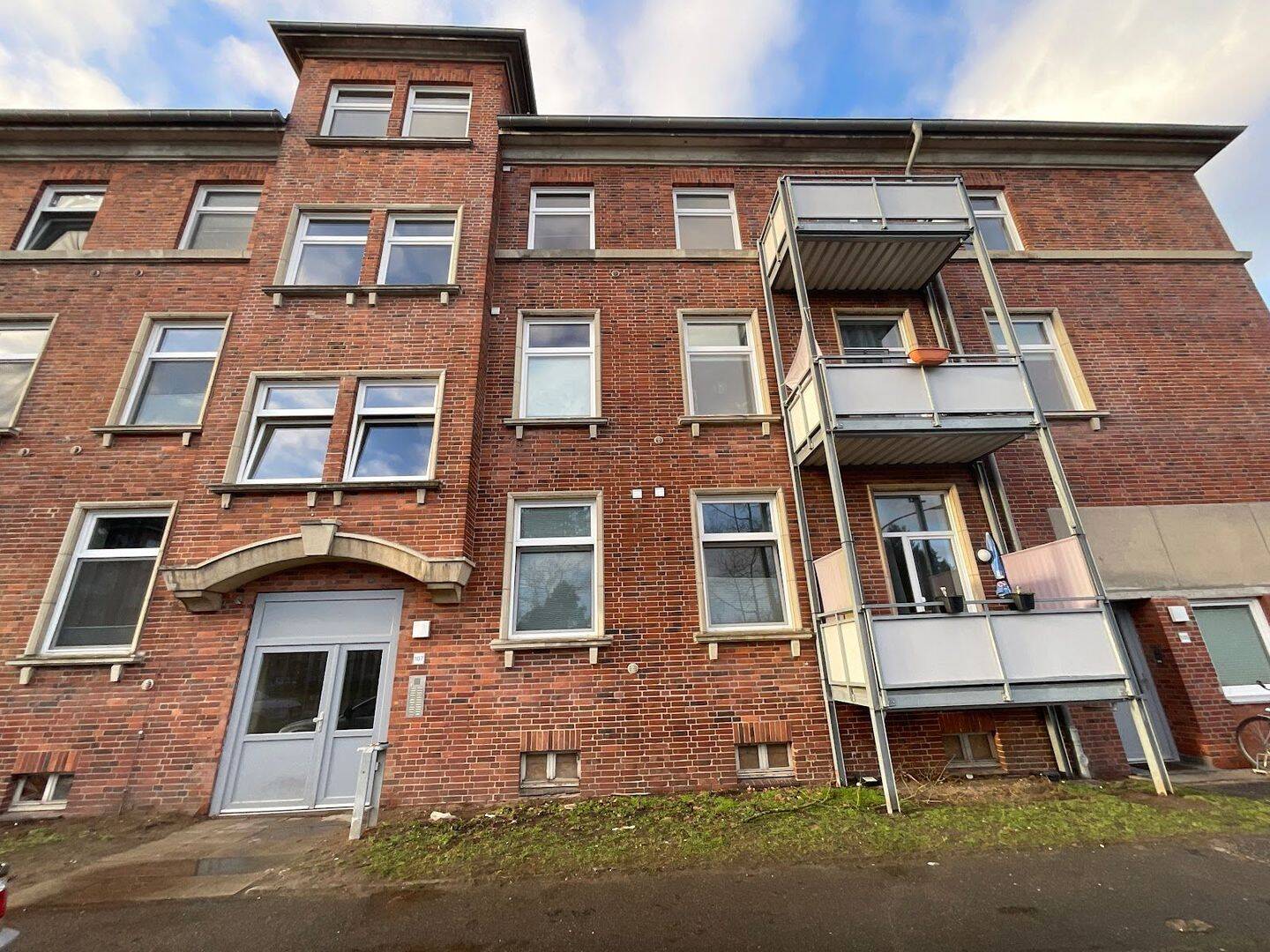 Moderner Grundriss mit Wohnküche, Einbauküche und Balkon, 23554 Lübeck (Innenstadt Sankt Lorenz Nord Sankt Lorenz Süd)