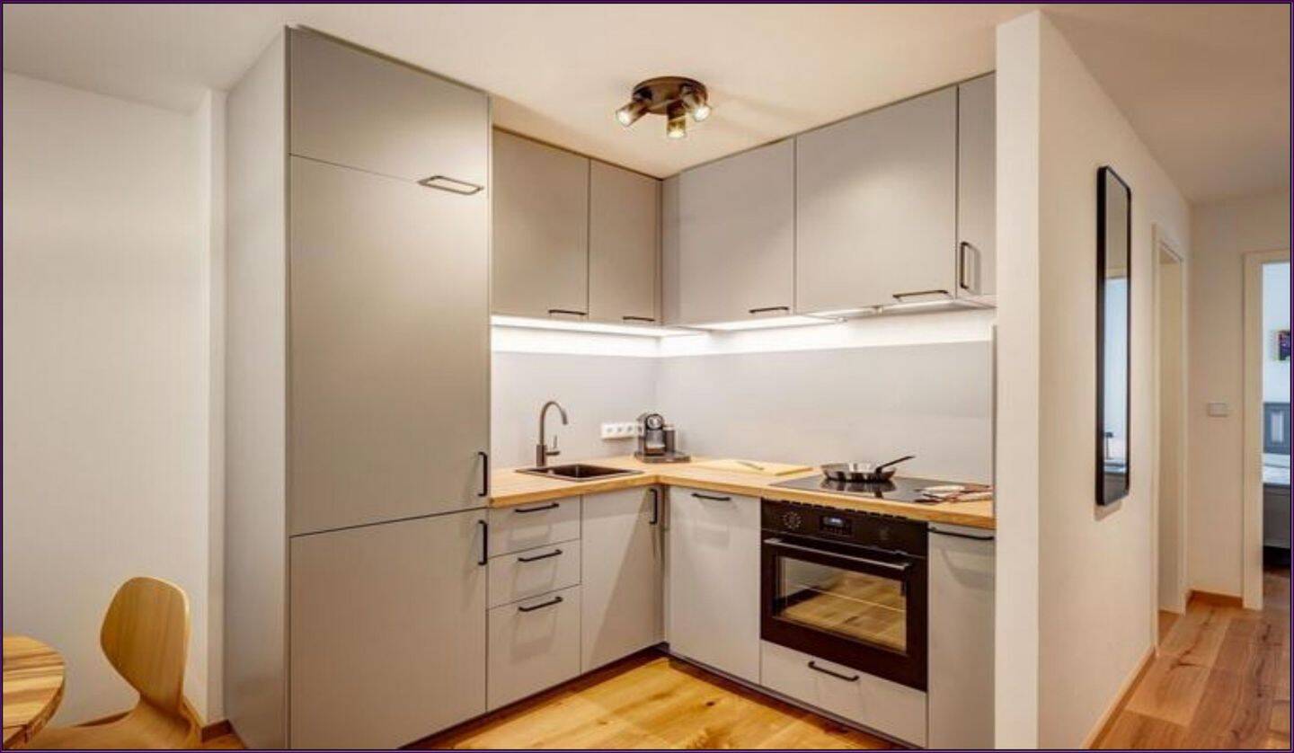 Helle 2-Zimmer-Wohnung in Berlin-Charlottenburg, 10585 Berlin (Charlottenburg-Wilmersdorf Charlottenburg)