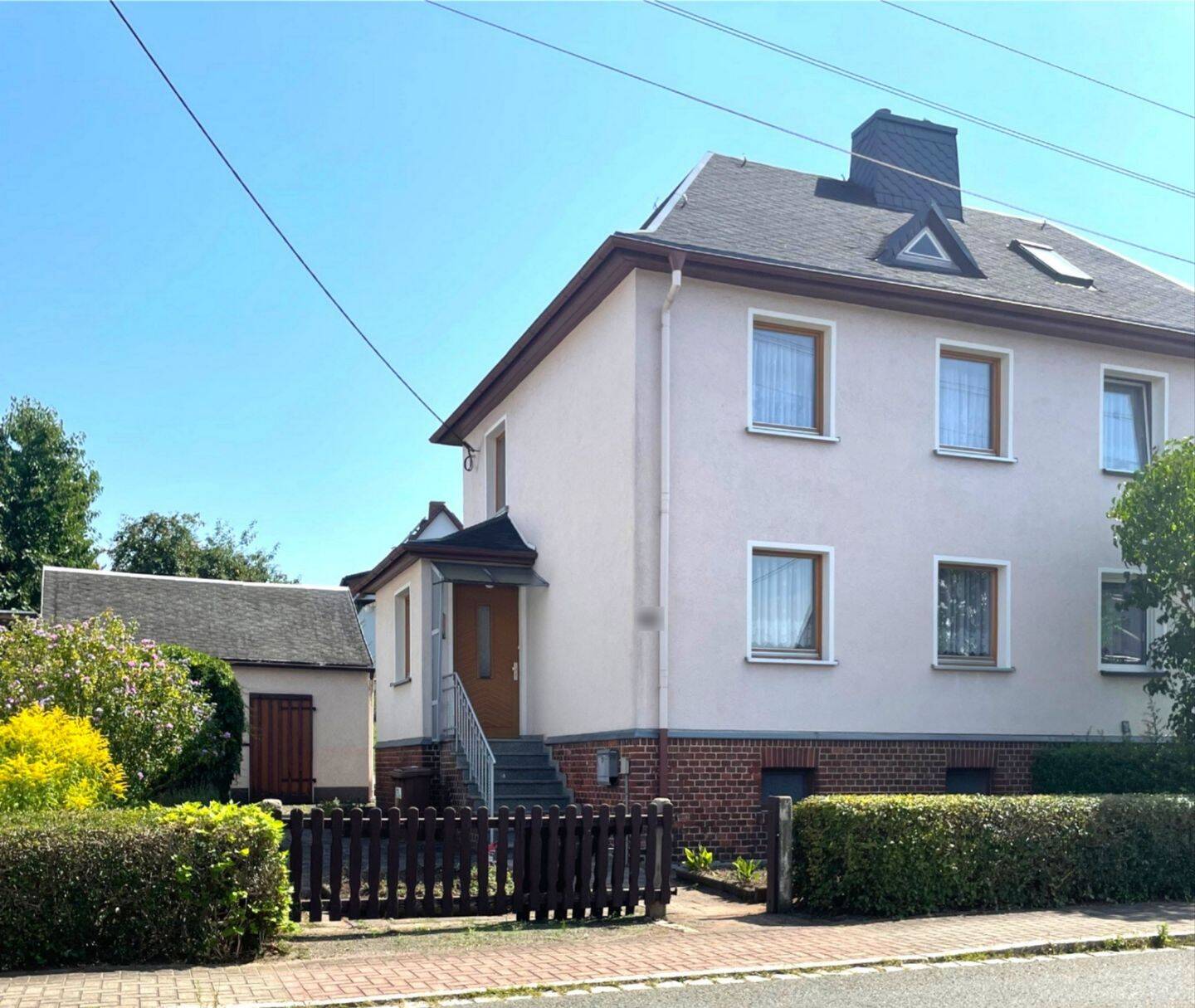 Hübsche Doppelhaushälfte im schönen Oelsnitz/Erzgebirge, 9376 Oelsnitz/Erzgeb.