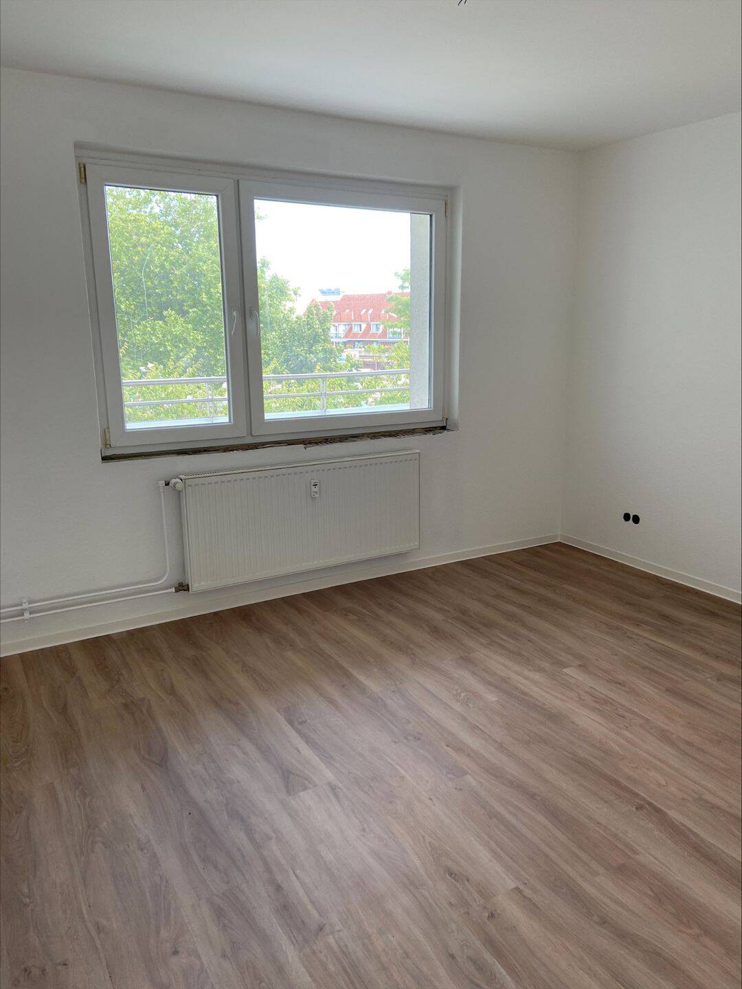 Helle 3-Zimmer Wohnung mit Balkon in Innenstadtnähe, 25335 Elmshorn