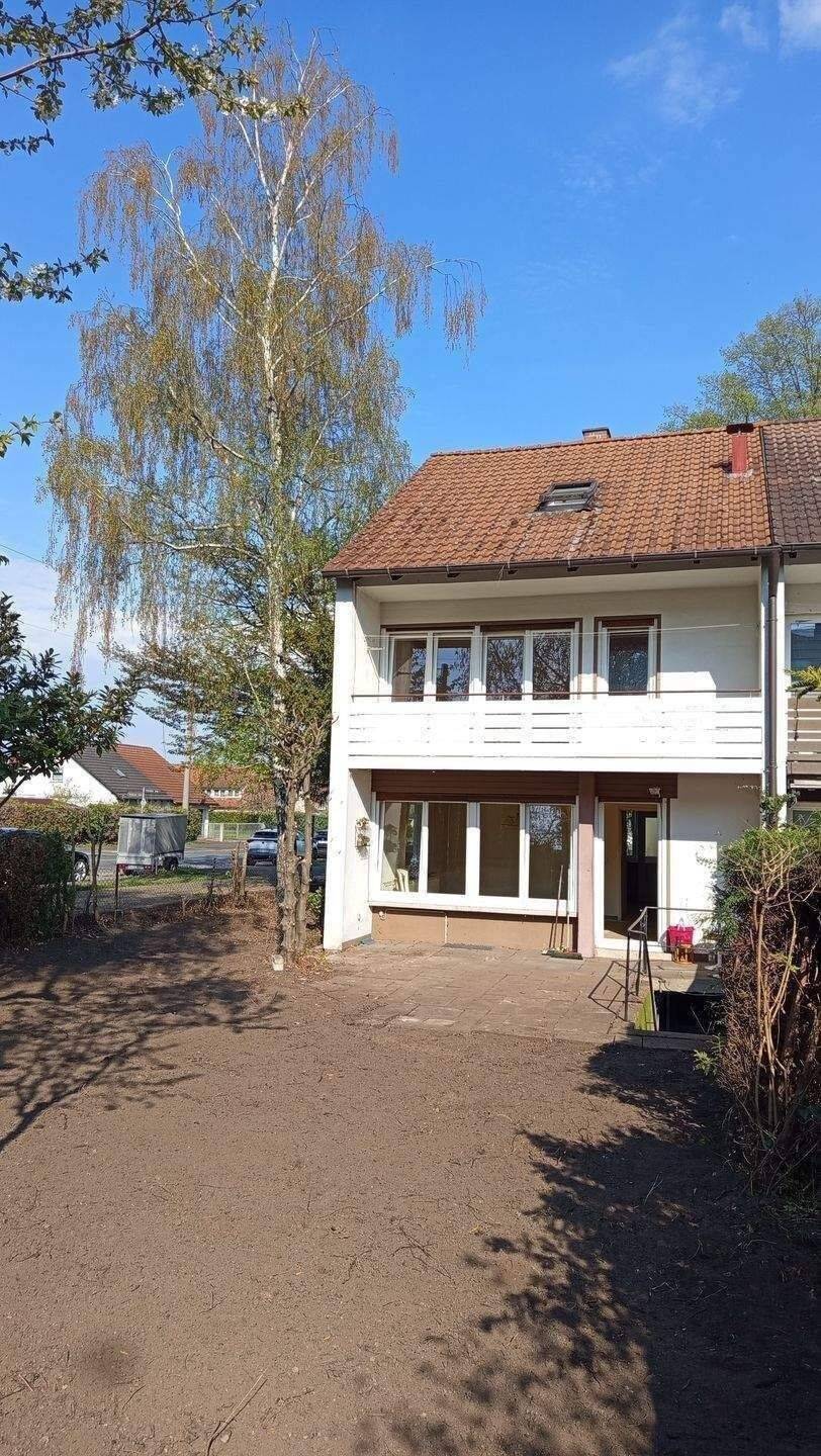 Renovierungsbedürftige REH in super Lage!!!, 90449 Nürnberg (Gebersdorf Neuröthenbach Röthenbach bei Schweinau)