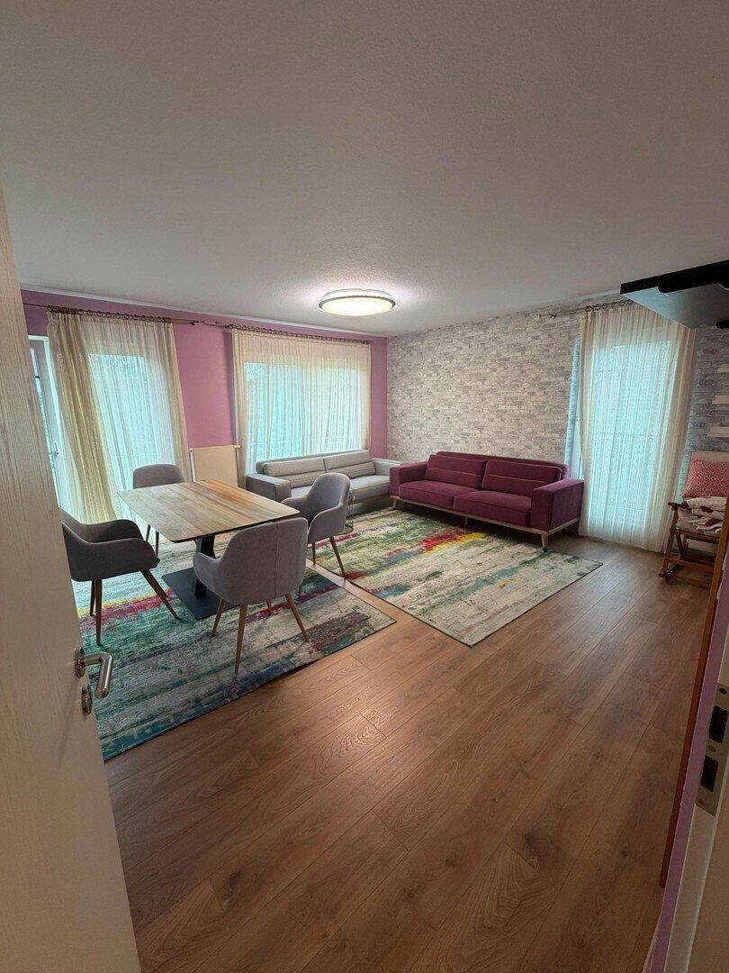 Exklusive 4-Zimmer-Wohnung mit großzügiger Terrasse, Balkon und Tiefgaragenstellplatz in bester Lage, 63303 Dreieich