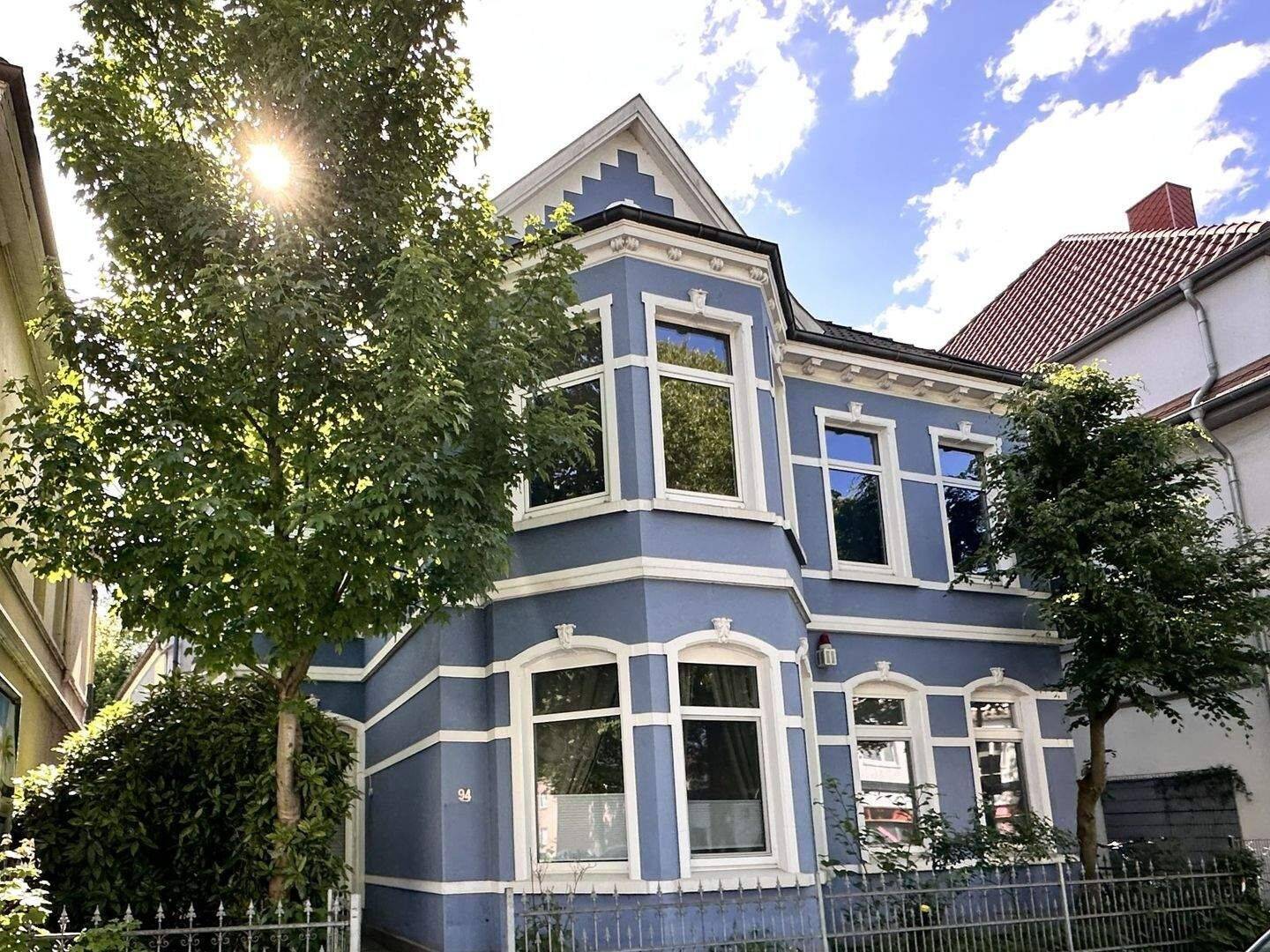 Charmante Altbauwohnung mit großzügigem Schnitt, hohen Decken und moderner Einbauküche, 26123 Oldenburg (Oldb) (Bürgerfelde Donnerschwee Nadorst)