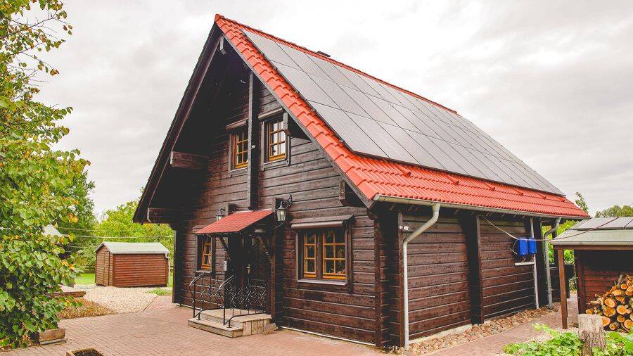 Provisionsfrei* Blockbohlenhaus mit Solaranlage & großem Grundstück – Wohnen im Naturparadies von Rühlow (Sponholz), 17039 Sponholz