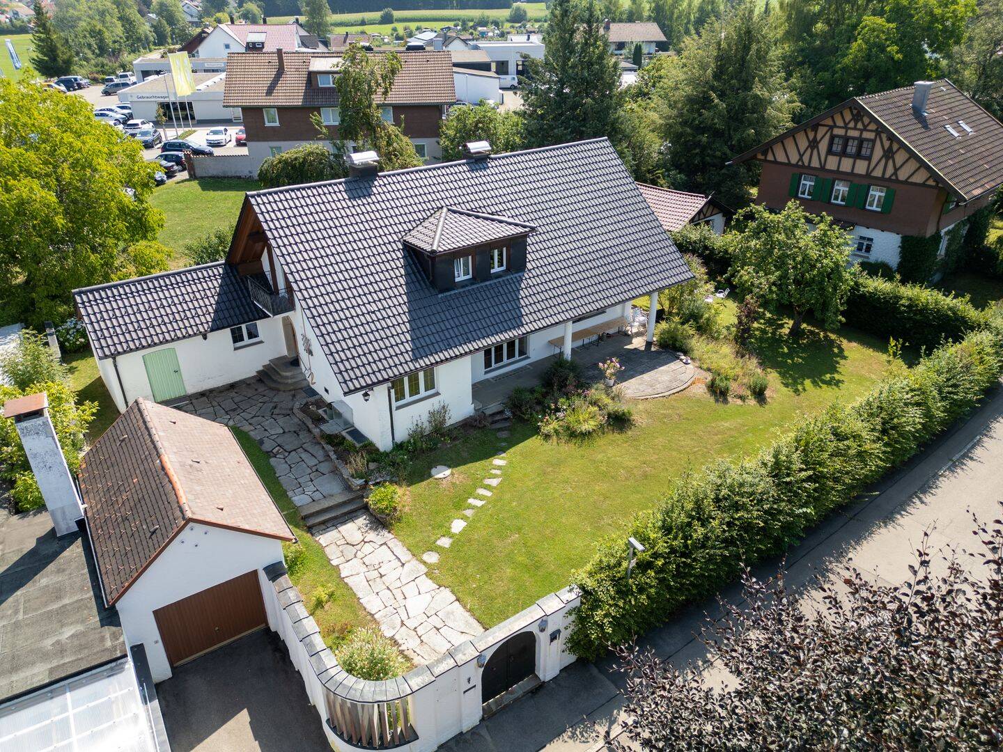 Gepflegtes Einfamilienhaus in schöner, stadtnaher Wohnlage von Isny im Allgäu, 88316 Isny im Allgäu
