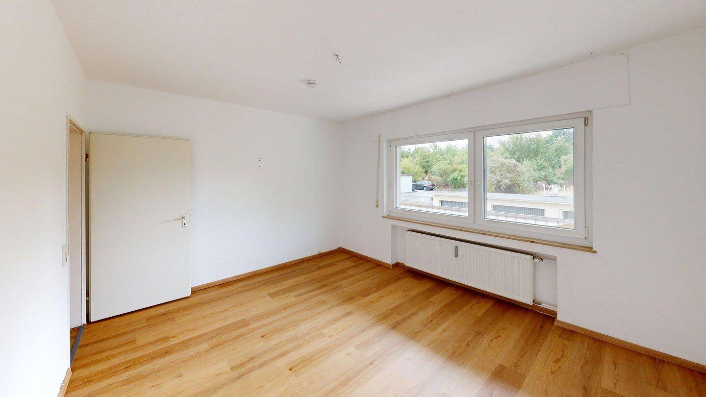Schöne helle 2 Zimmerwohnung mit riesigen Balkon, 50321 Brühl