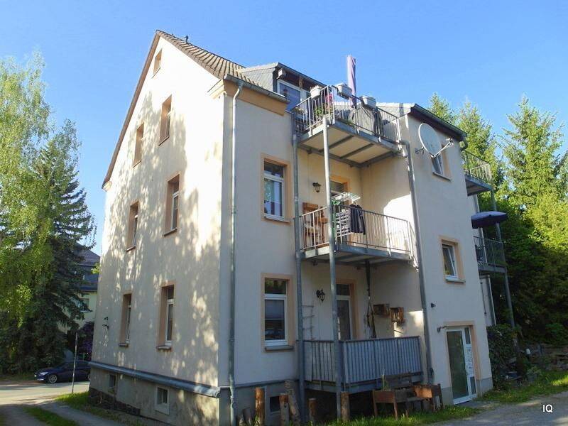 Ab Mitte Sept. 2026: Etagenwohnung mit 2 Balkonen, Laminat, 2 Bädern * eigener Gartenanteil möglich, 9117 Chemnitz (Rabenstein Reichenbrand Rottluff Siegmar)