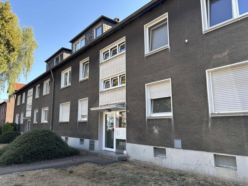 Bei VIVAWEST die Sonnenstrahlen auf dem eigenen Balkon genießen., 46049 Oberhausen
