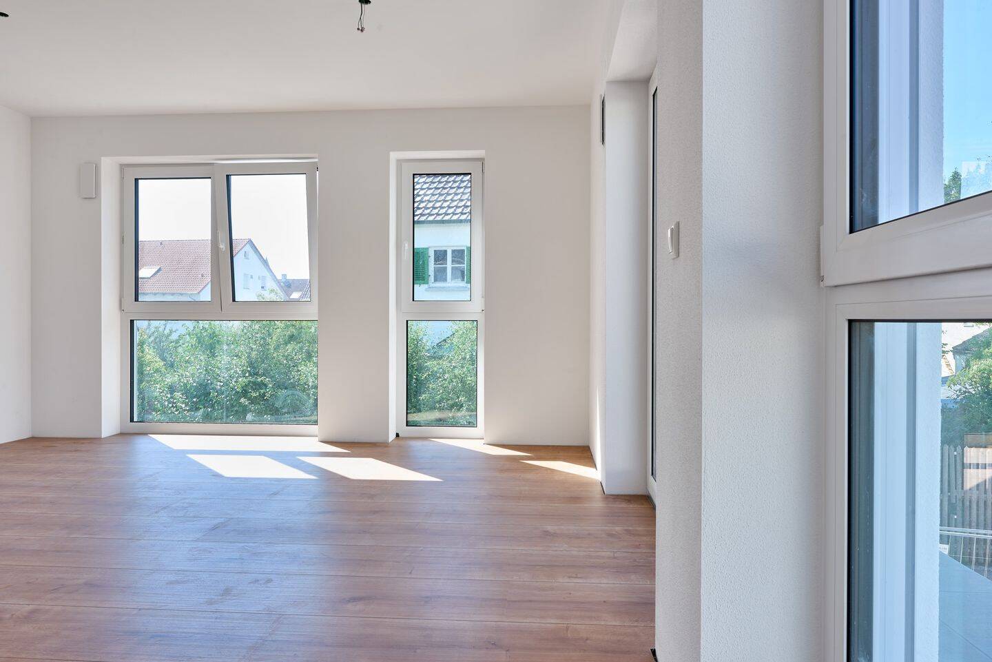 Neubau OG-Wohnung nach KNN Anforderunge, mit Abstellraum und KFZ Stellplatz, 89415 Lauingen (Donau)