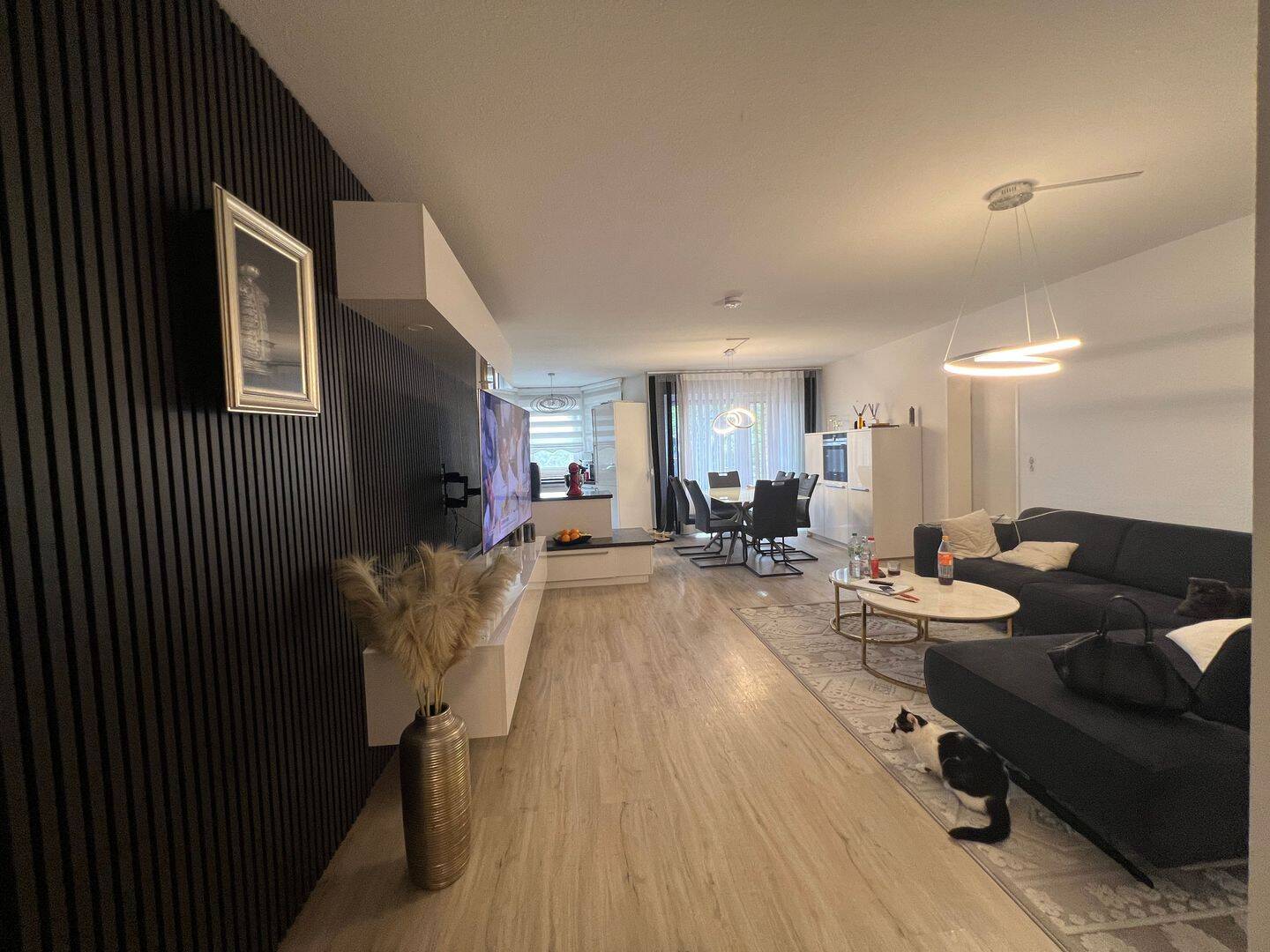 Stilvolle 3-Zimmer-Wohnung mit 2 Bädern, Einbauküche & Garage – großzügiges Wohnen auf 99 m², 35457 Lollar