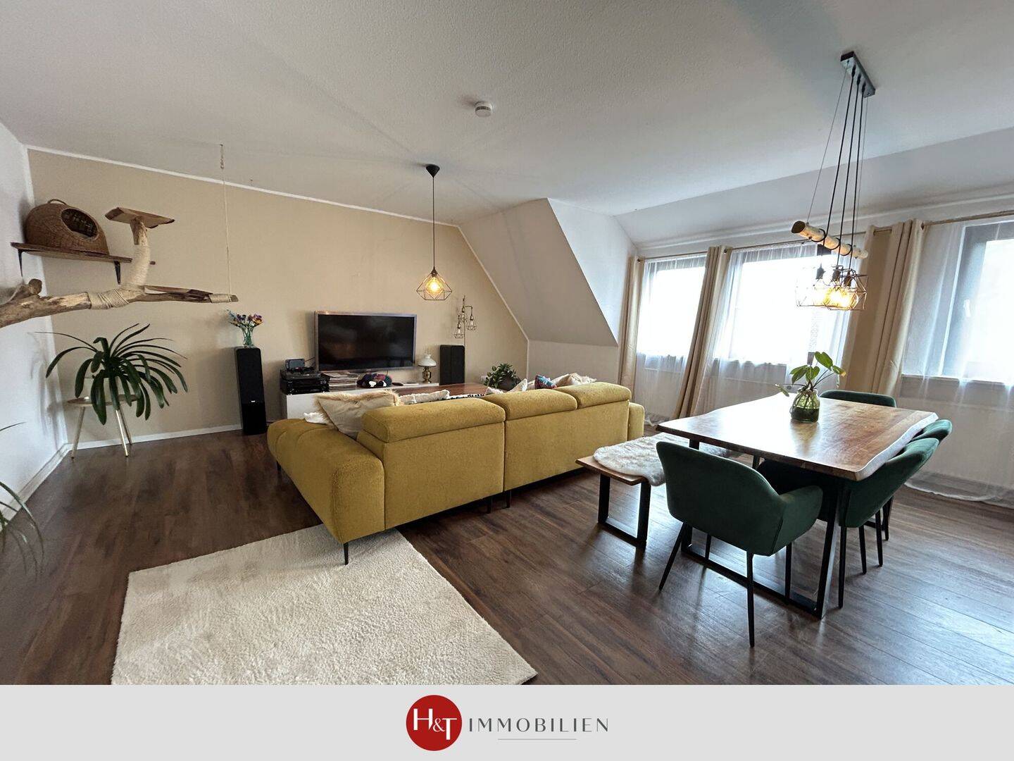 Großzügig und ruhig – OG-Wohnung auf Huchtinger Resthof, 28259 Bremen (Grolland Kirchhuchting Mittelshuchting Sodenmatt)
