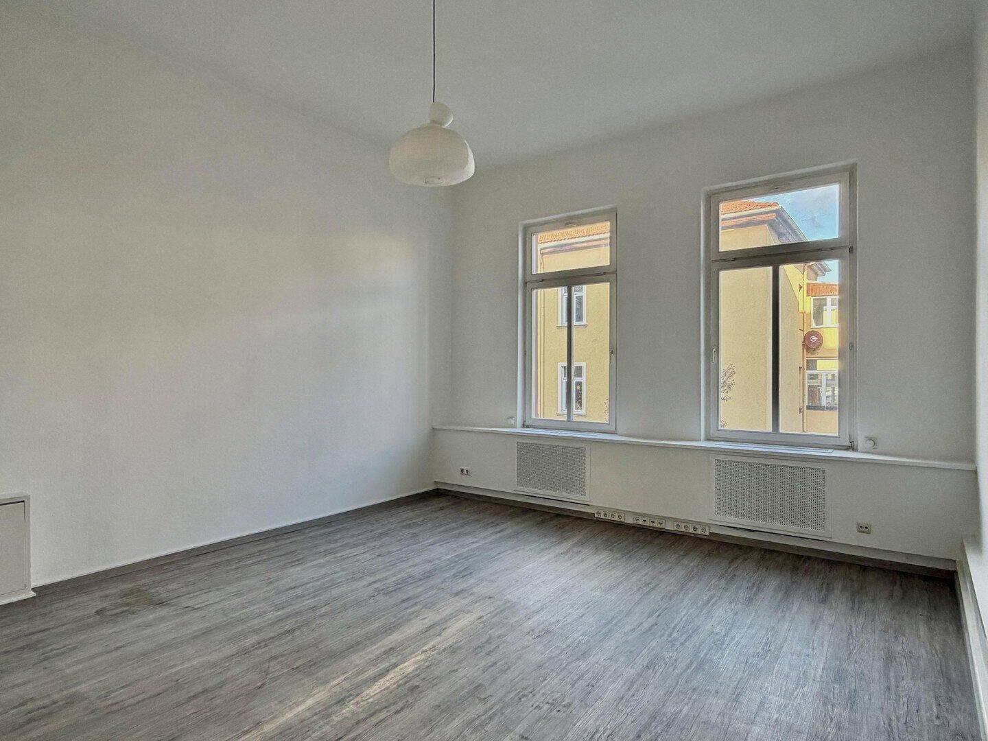 Attraktive 3-Zimmer-Wohnung mit Balkon in begehrter Lage von Weimar – Westvorstadt, 99423 Weimar (Altstadt Innenstadt Nordvorstadt Südstadt Westvorstadt)
