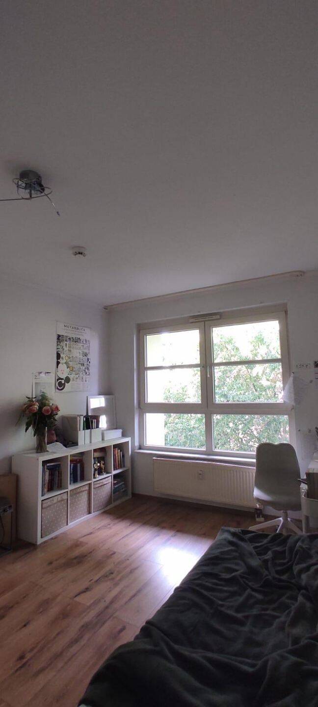 Helle 2-Zimmerwohnung in Sürth, 50999 Köln (Rodenkirchen Hahnwald Sürth Weiß)