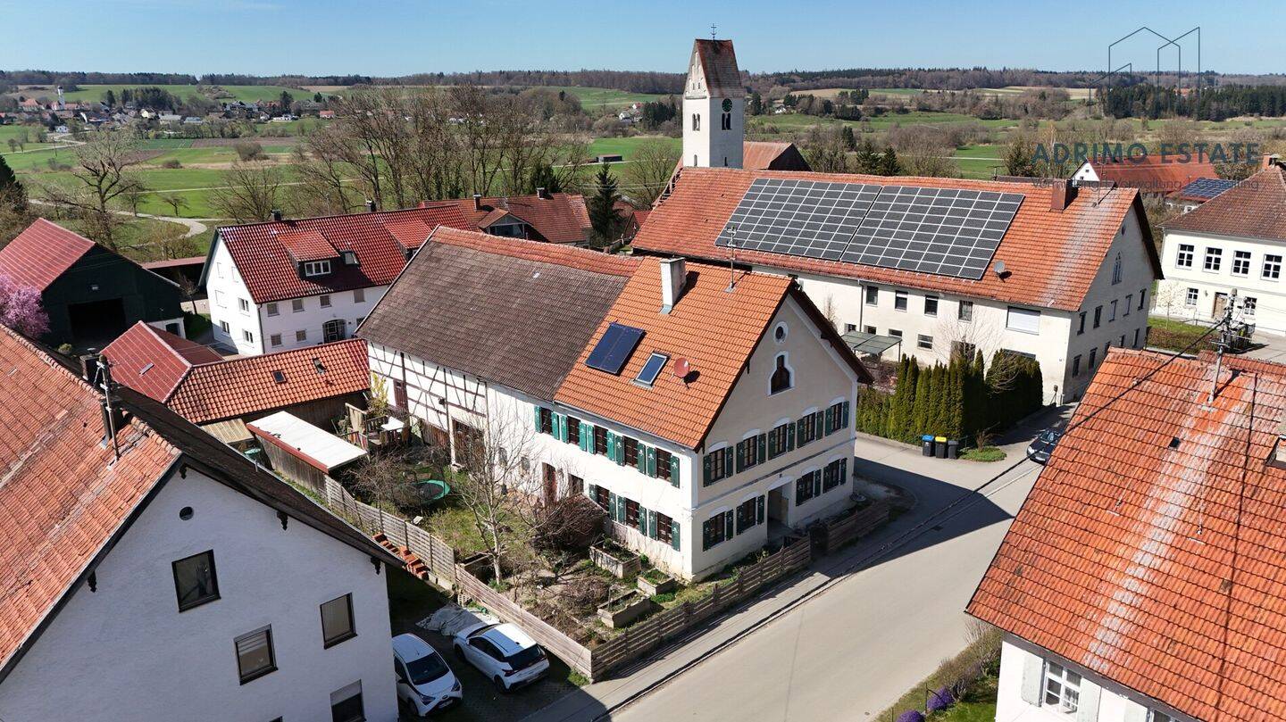 Provisionsfrei: Wohnhaus mit großer Scheune – 140 m² Wohnfläche, rund 430 m² gesamt!, 86498 Kettershausen