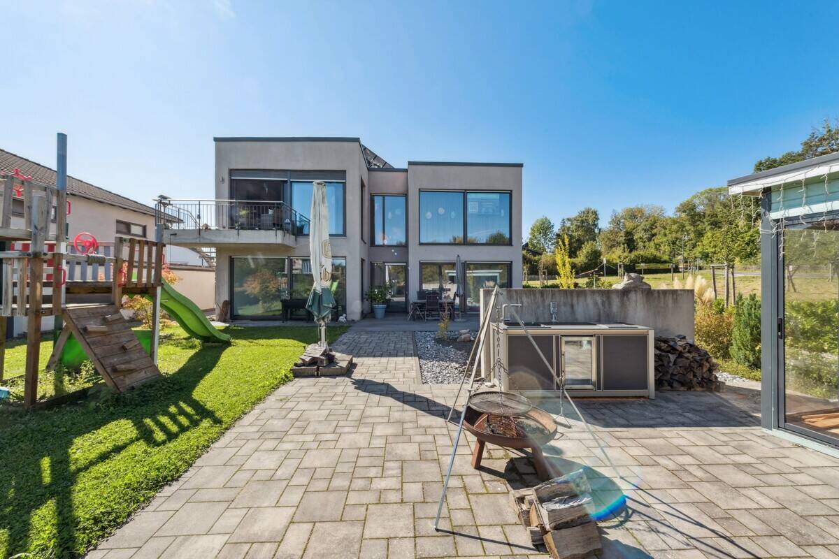 Außergewöhnliche Architektenvilla mit Luxus-Ausstattung. Vollständig barrierefrei, 54662 Speicher