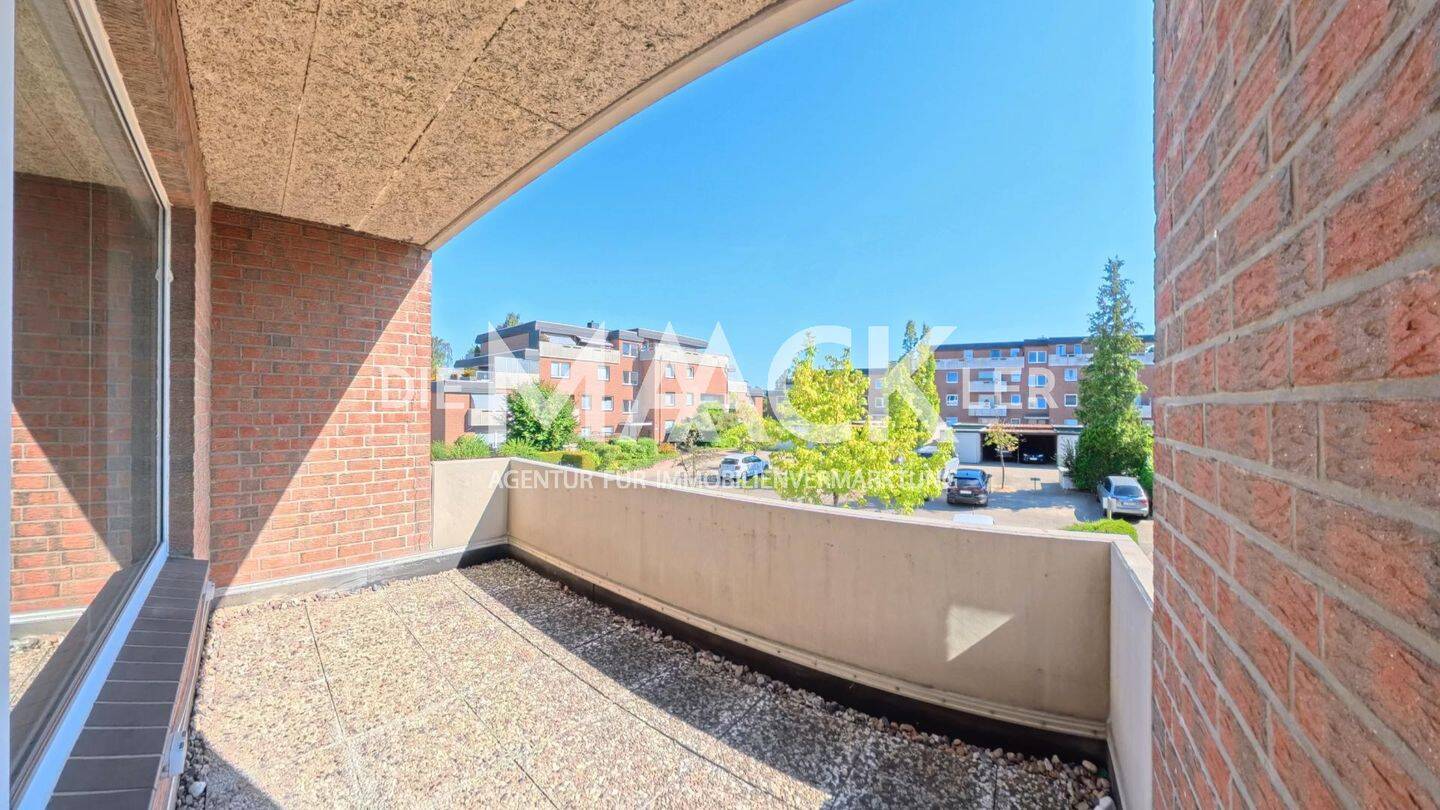 Bezugsfreie 3-Zimmer-Eigentumswohnung mit Tiefgaragenstellplatz in begehrter Lage von Adendorf, 21365 Adendorf