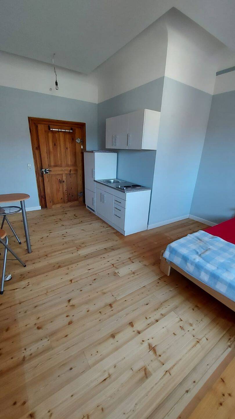 WG-Zimmer im historischen Gebäude (auch auf Zeit), 97080 Würzburg (Altstadt Dürrbachau Grombühl Oberdürrbach Unterdürrbach)