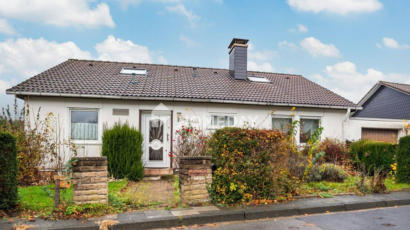 Ideal für Familien – Zweifamilienhaus mit großem Garten & Ausbaureserve im DG auf Erbpachtgrundstück, 58119 Hagen (Hohenlimburg)