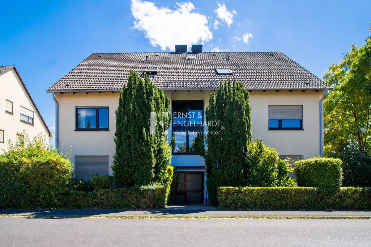 Attraktive 2-Zimmer-Wohnung in gepflegter Wohnanlage mit Stellplatz, 97076 Würzburg (Grombühl Lengfeld)