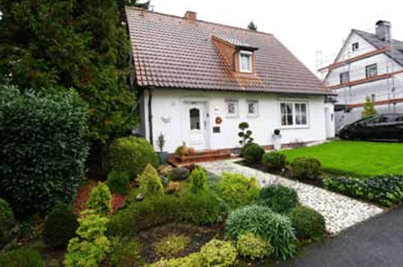 Schönes Einfamilienhaus mit großem Grundstück, Terrasse und Garage in guter Lage von 59425 Unna-Königsborn, 59425 Unna