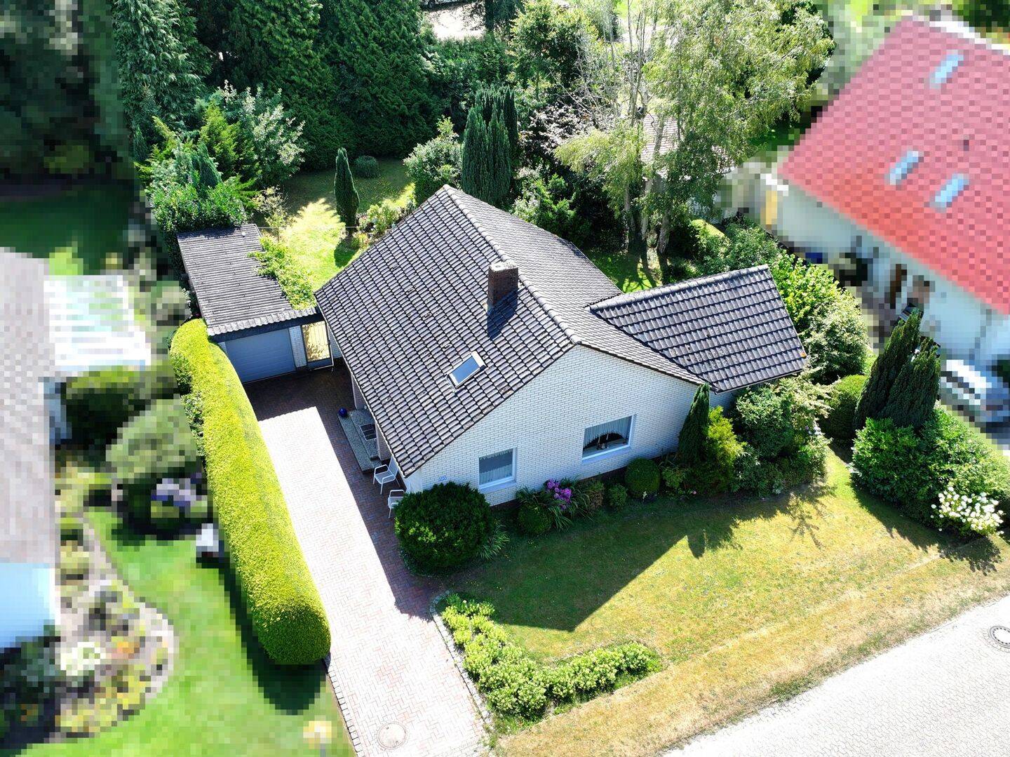 Attraktive Lage am Oldenburger Stadtrand: Sanierung oder Abriss mit Neubeginn!, 26215 Wiefelstede