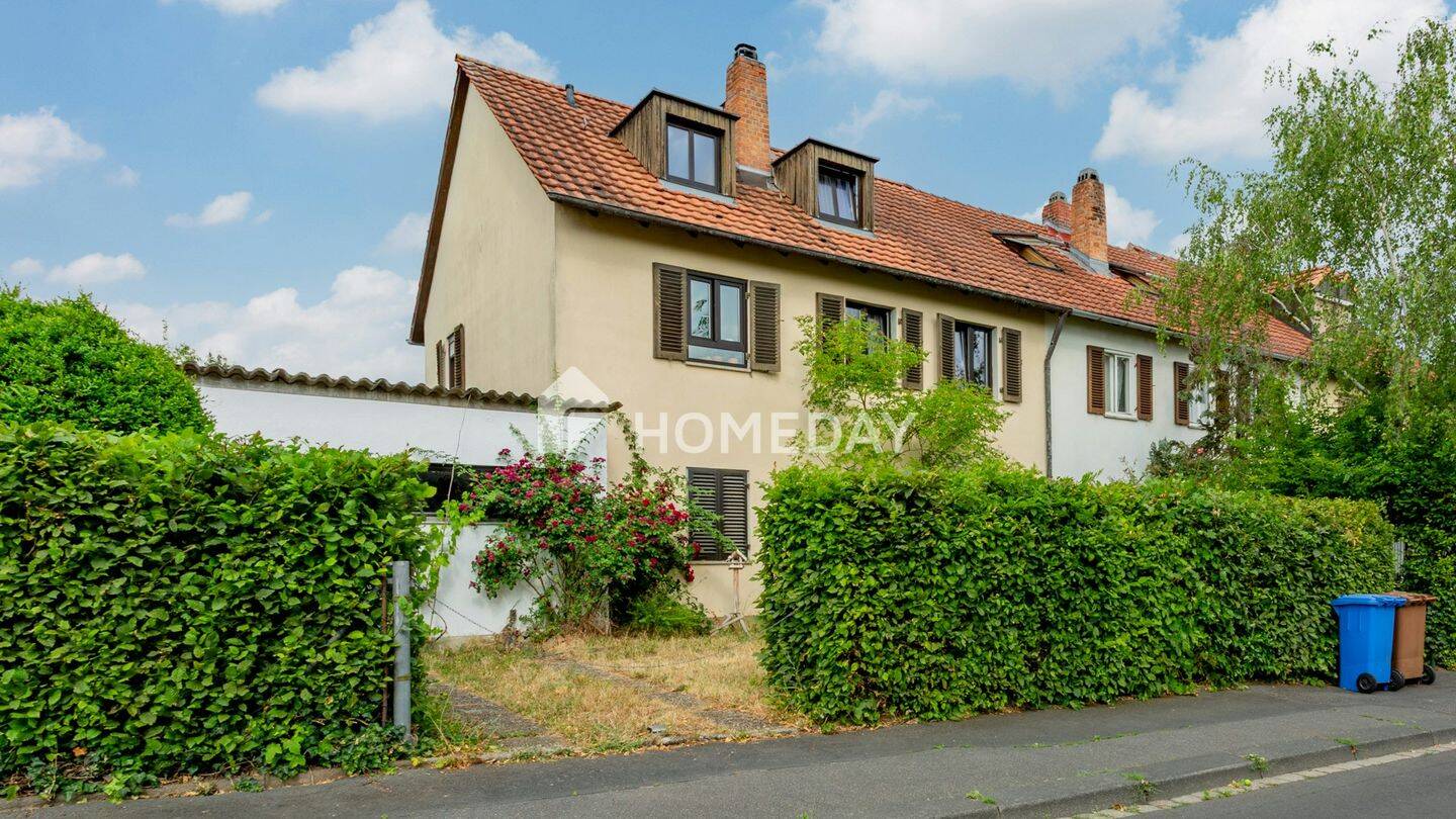 Würzburg-Frauenland: Maisonettewohnung mit Balkon, Garten, Kamin und Stellplatz im 2-Familienhaus, 97074 Würzburg (Frauenland Sanderau)