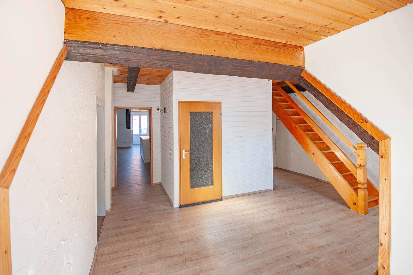 Gemütliche 2-Zimmer Dachgeschosswohnung in zentraler Stadtlage von Isny, 88316 Isny im Allgäu
