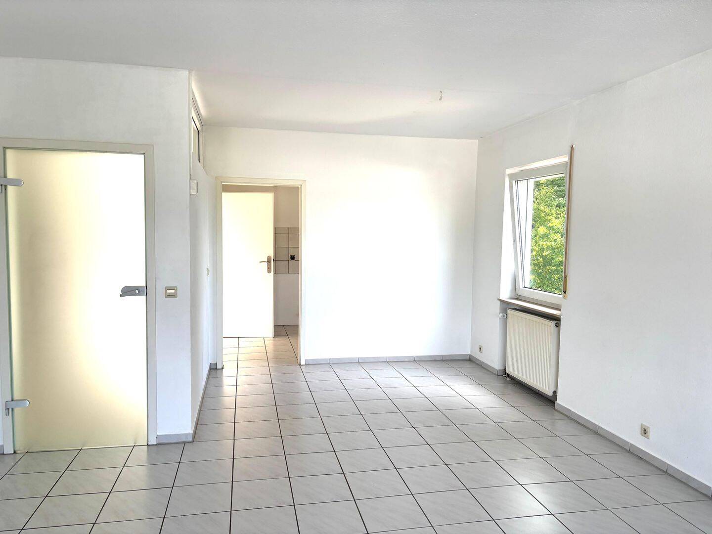 Wohnung in Michelstadt zu vermieten – 3 Zimmer mit Gartenanteil und Stellplatz, 64720 Michelstadt
