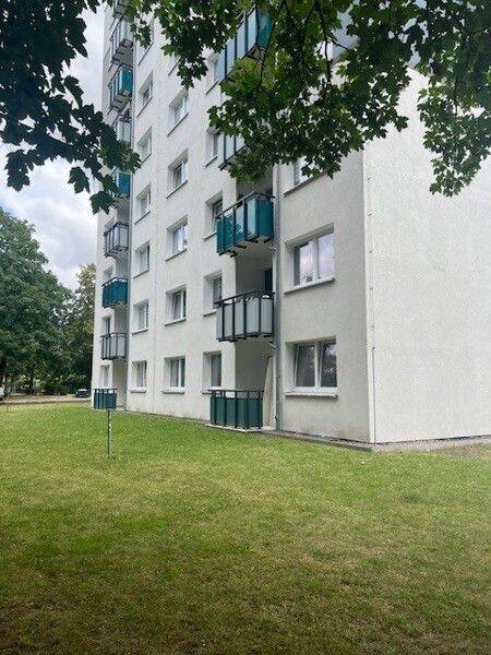 Mitten drin statt nur dabei: individuelle 2-Zimmer-Wohnung, 21502 Geesthacht
