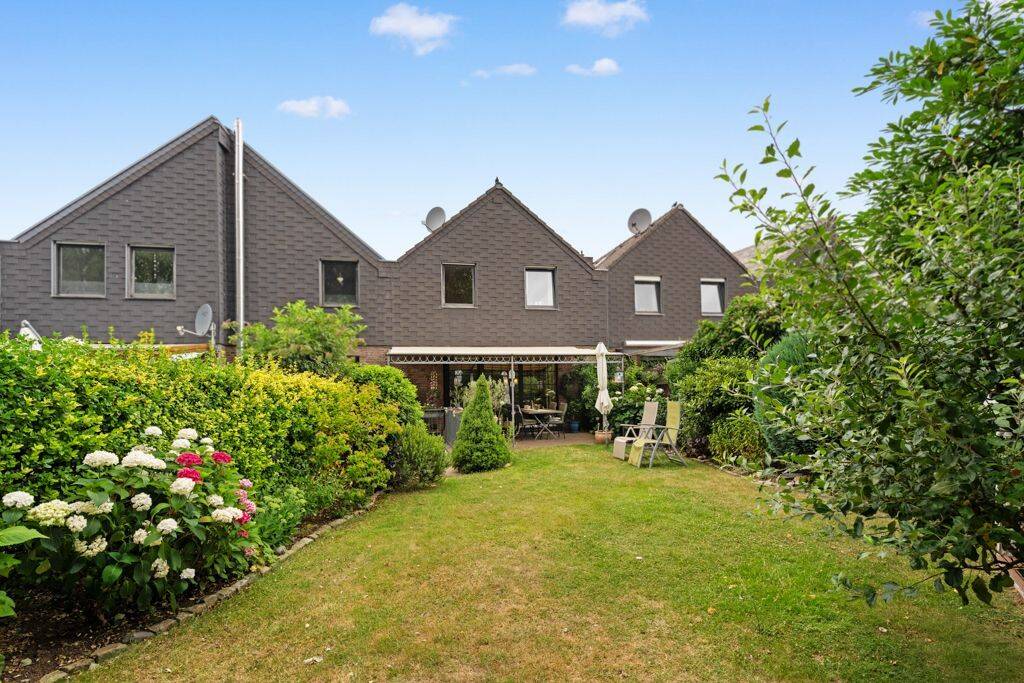 Familienfreundlich wohnen in Herzogenrath – mit Garten, Garage und überdachter Terrasse, 52134 Herzogenrath