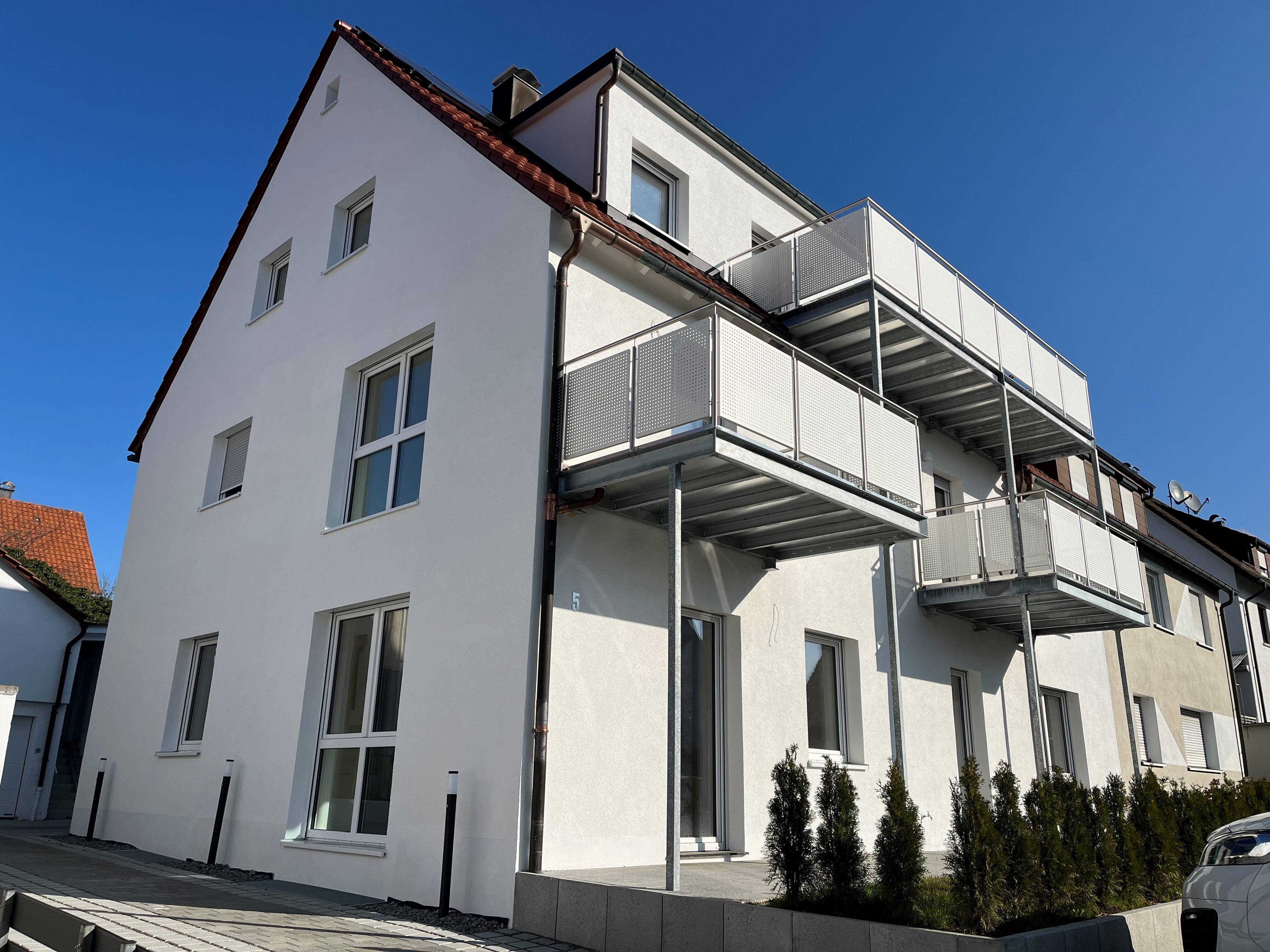 +++BFERTIG!!+++Energetisch TOP sanierte Wohnungen in einem 5-Familienhaus im Herzen von Denkendorf!, 73770 Denkendorf