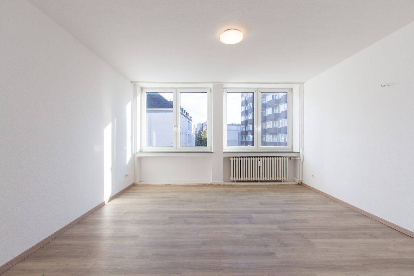 Wohnen mitten im Herzen der Stadt – modernes Zimmer in Herren-WG mit perfekter Anbindung!, 31134 Hildesheim