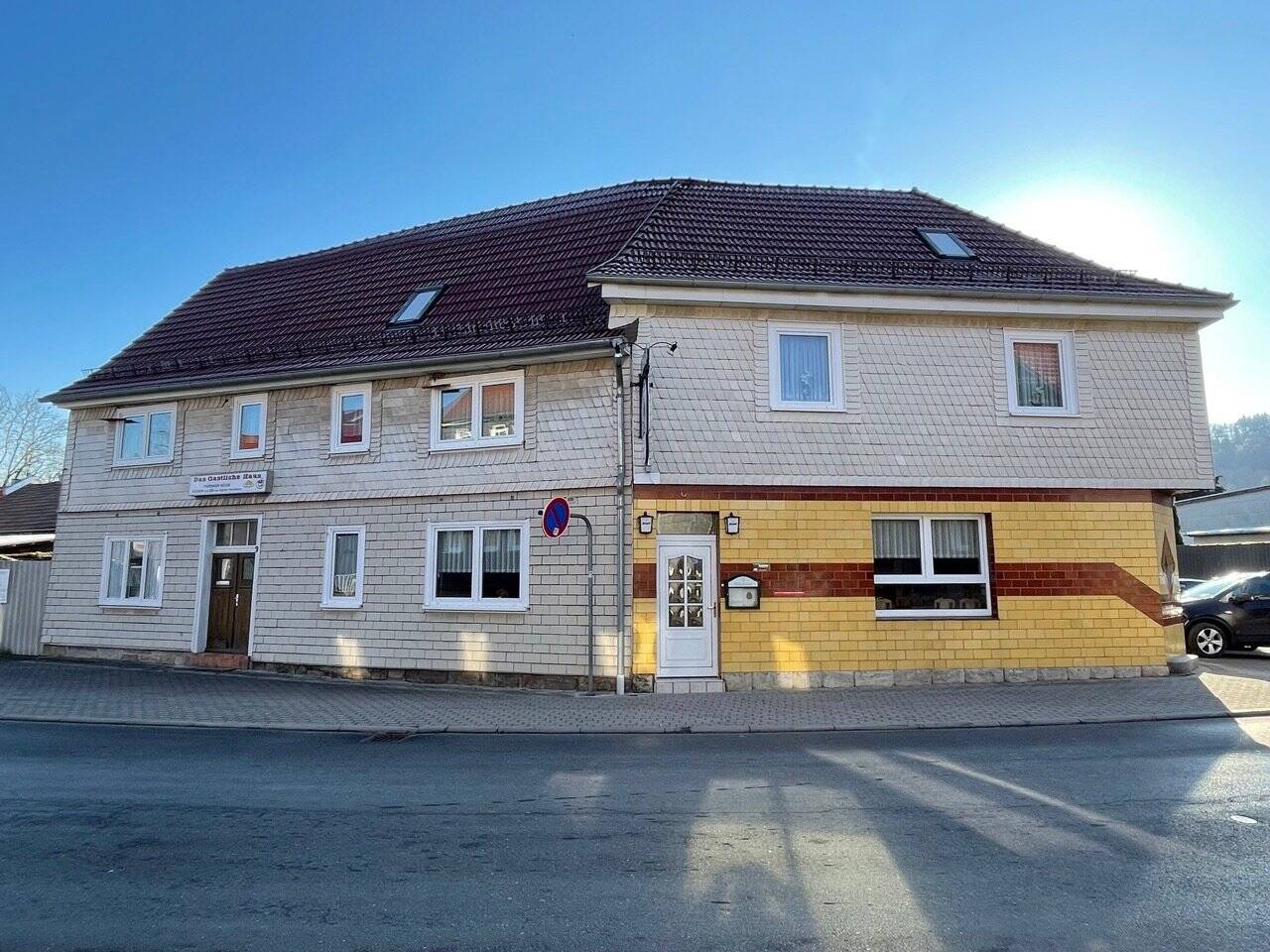 Wohnhaus mit gemütlichem Café, 99330 Geratal (Gräfenroda)